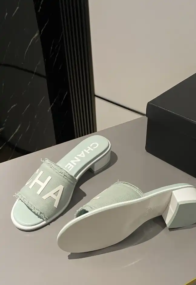 hype Chanel Slippers