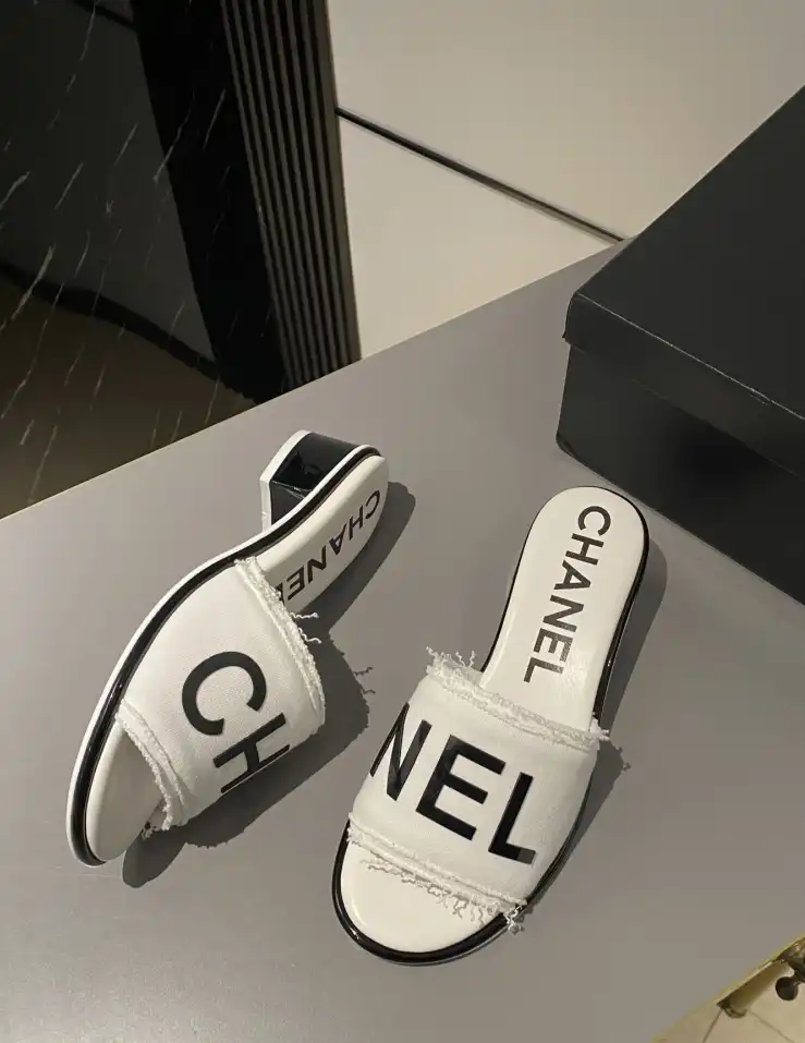 hype Chanel Slippers