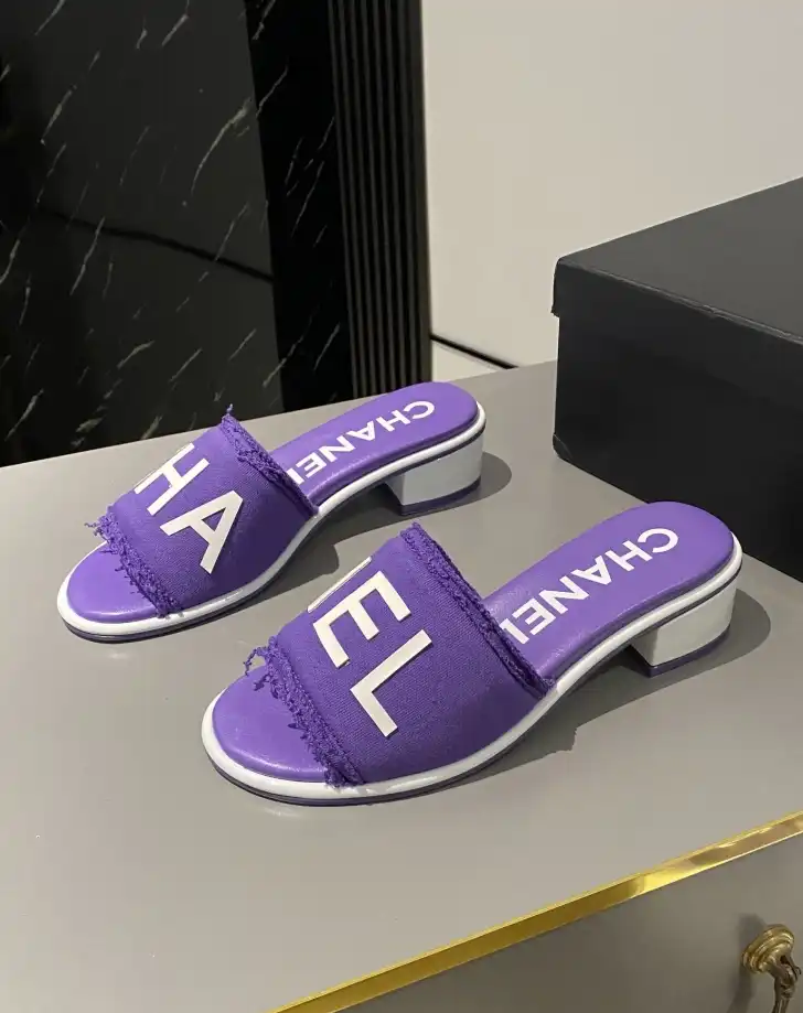 hype Chanel Slippers