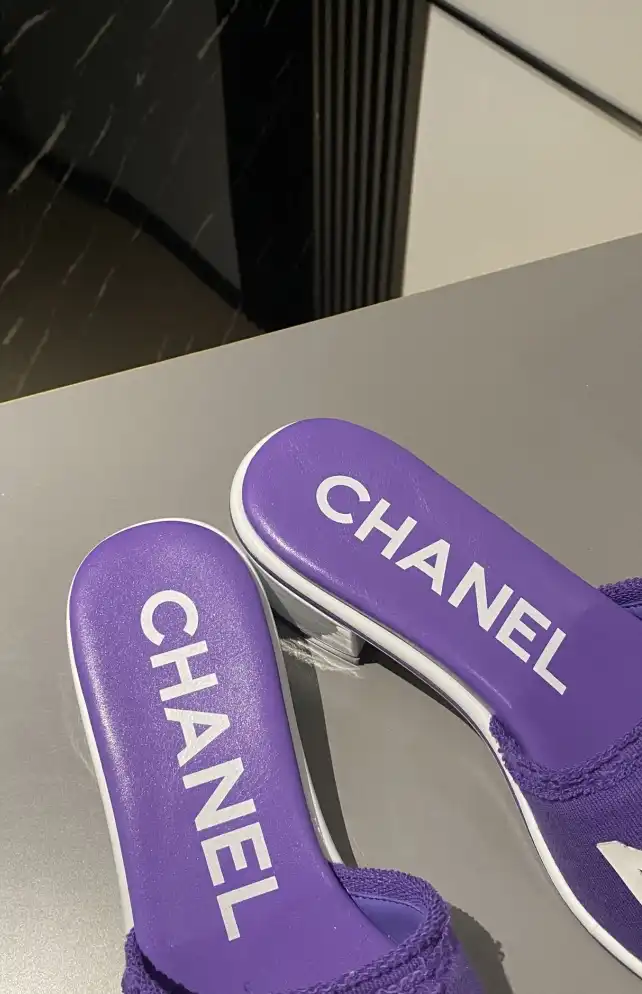 hype Chanel Slippers