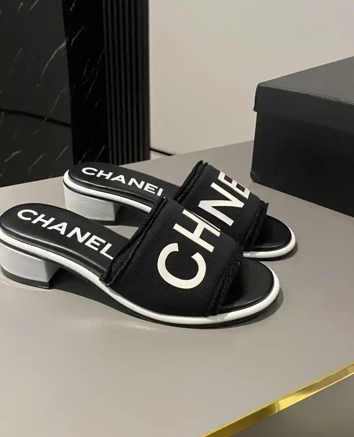 hype Chanel Slippers