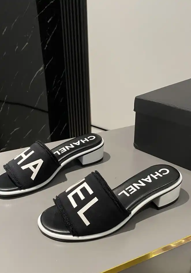 hype Chanel Slippers