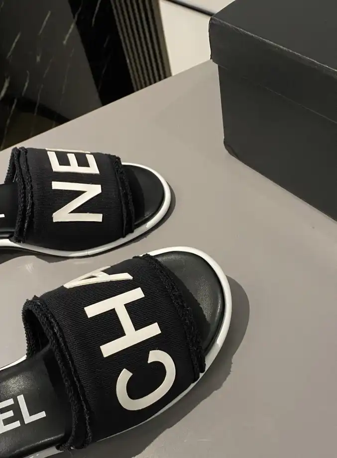 hype Chanel Slippers