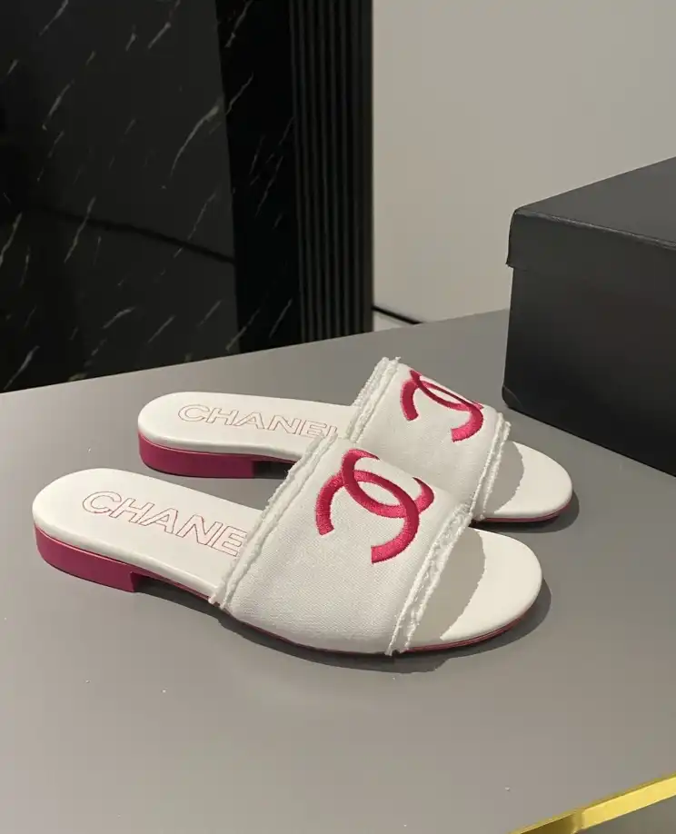 hype Chanel Slippers