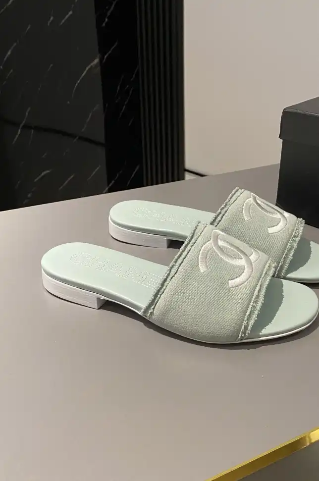 hype Chanel Slippers