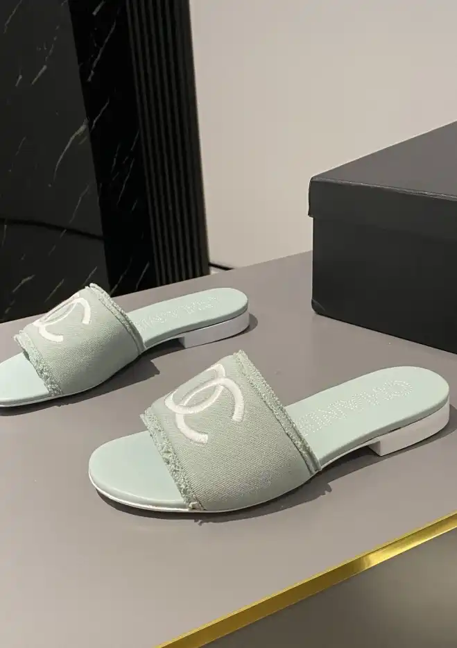 hype Chanel Slippers