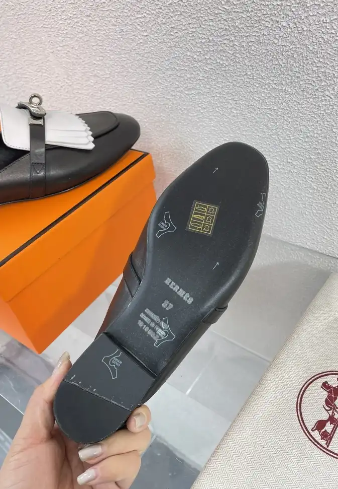 hype Hermes Slippers