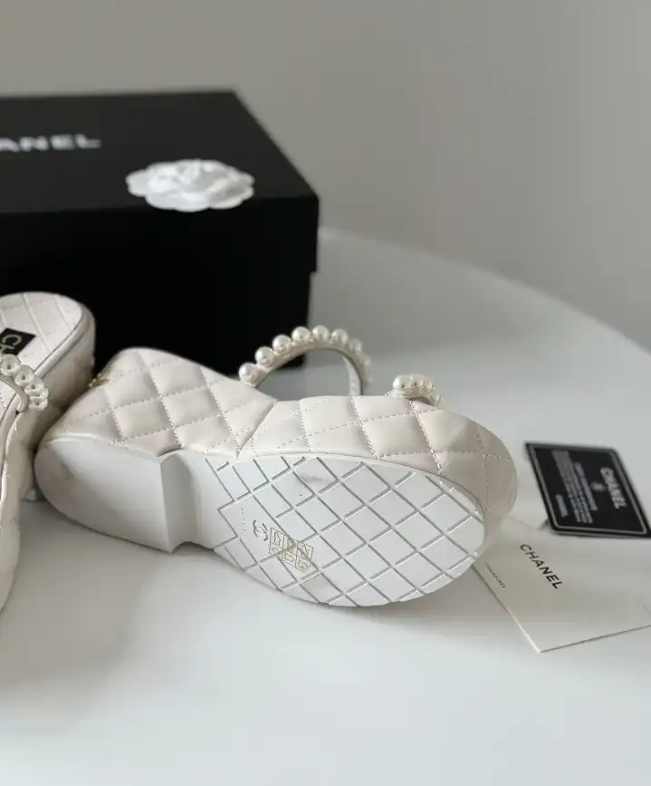 hype Chanel Slippers