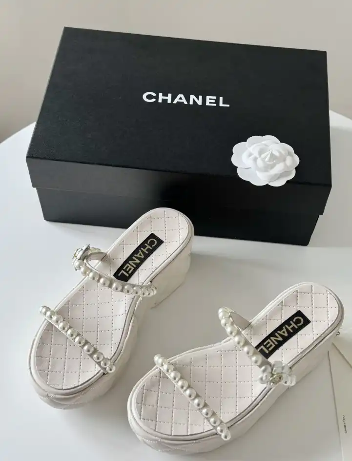 hype Chanel Slippers