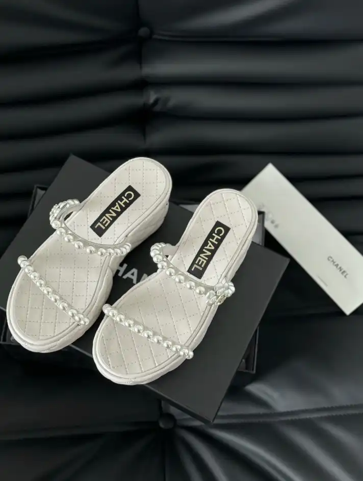 hype Chanel Slippers