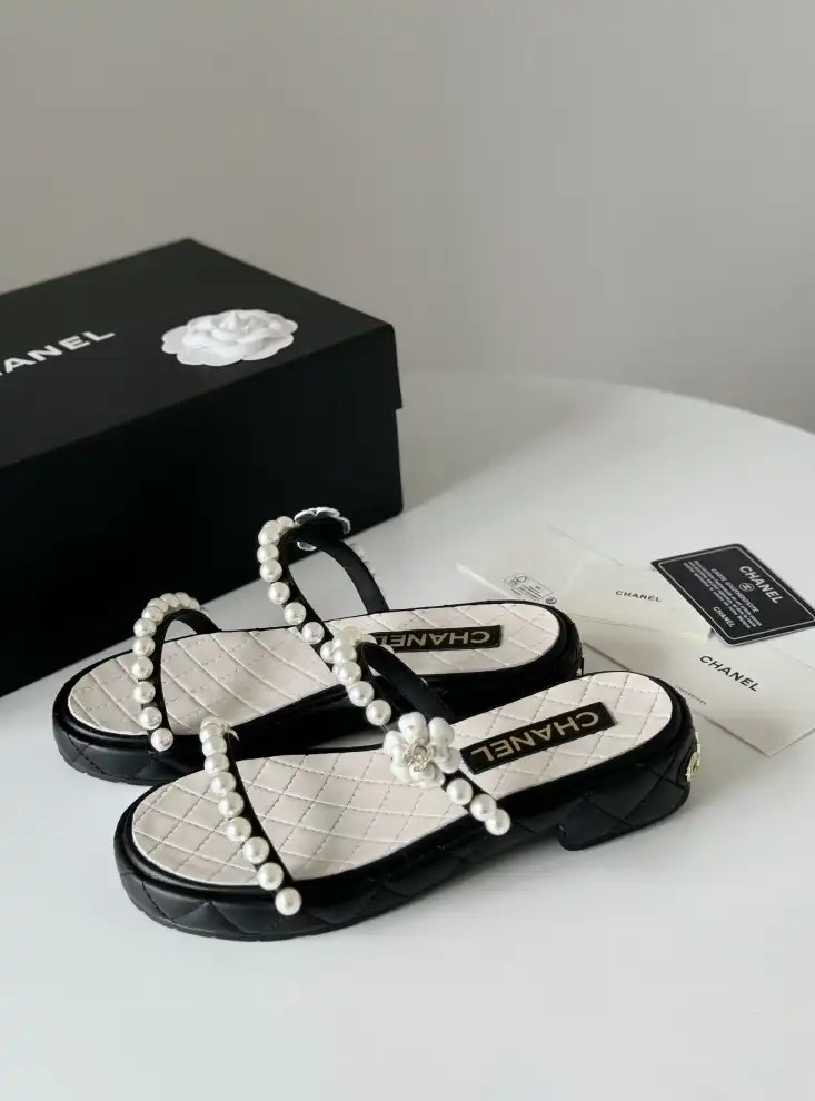 hype Chanel Slippers