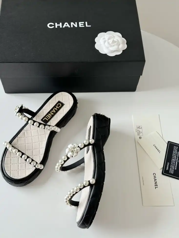 hype Chanel Slippers