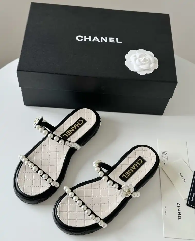 hype Chanel Slippers