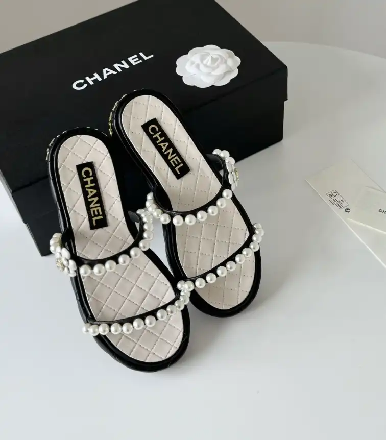 hype Chanel Slippers