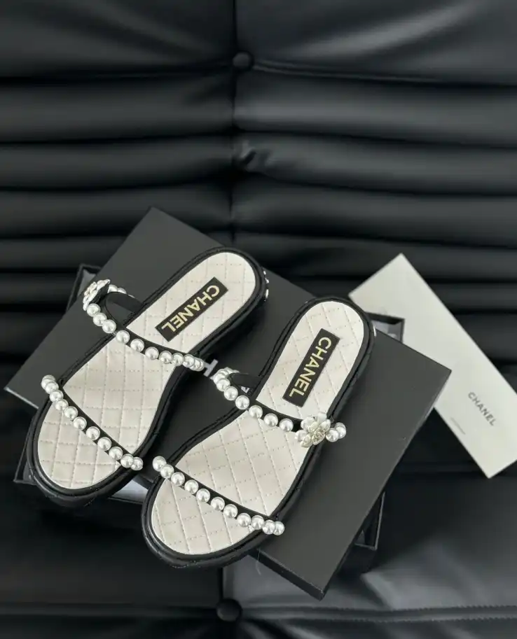 hype Chanel Slippers