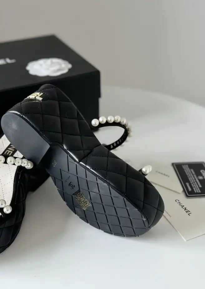 hype Chanel Slippers