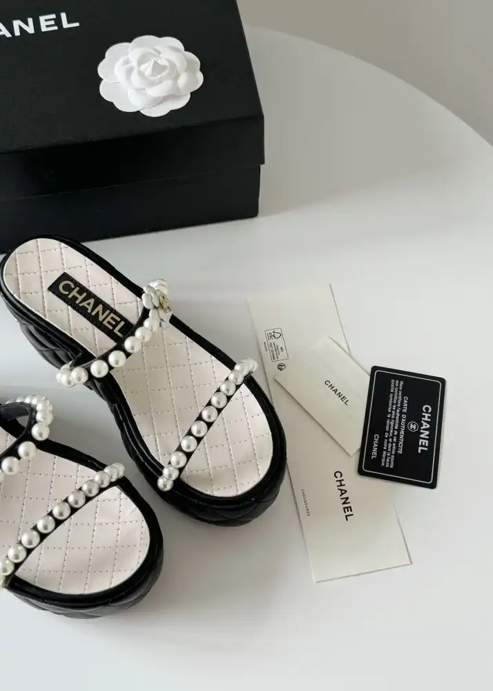 hype Chanel Slippers