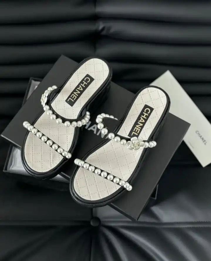 hype Chanel Slippers