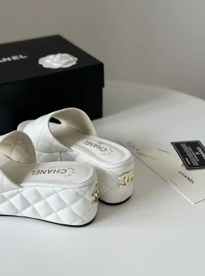 hype Chanel Slippers