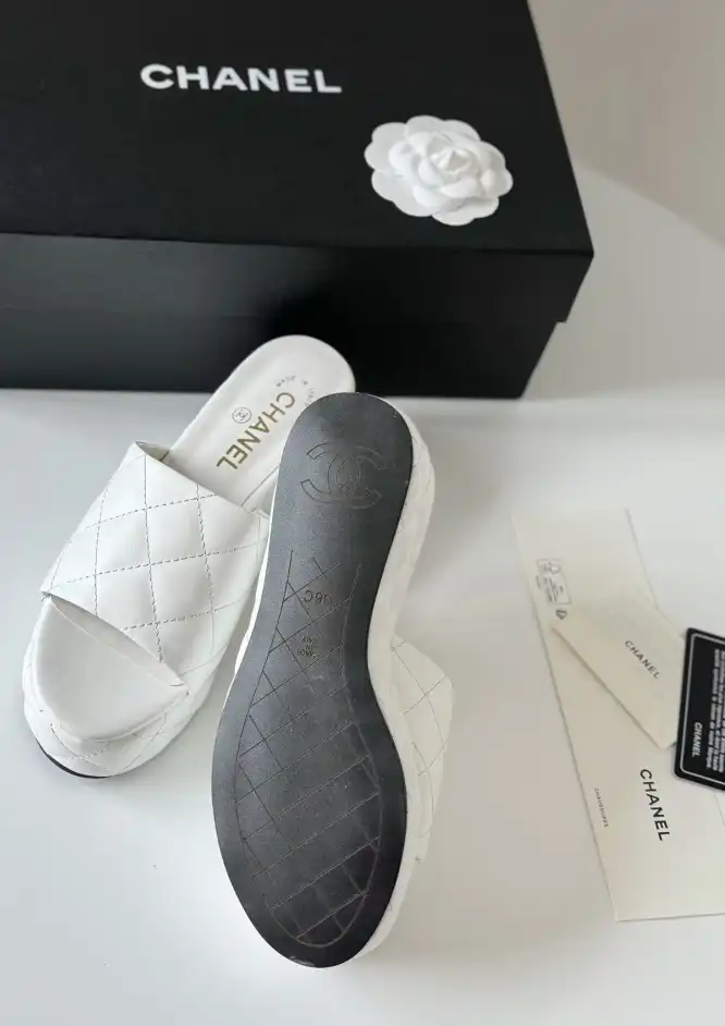 hype Chanel Slippers