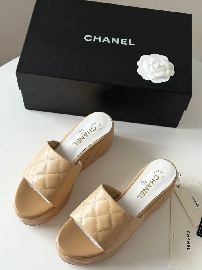 hype Chanel Slippers