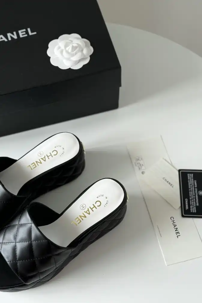 hype Chanel Slippers