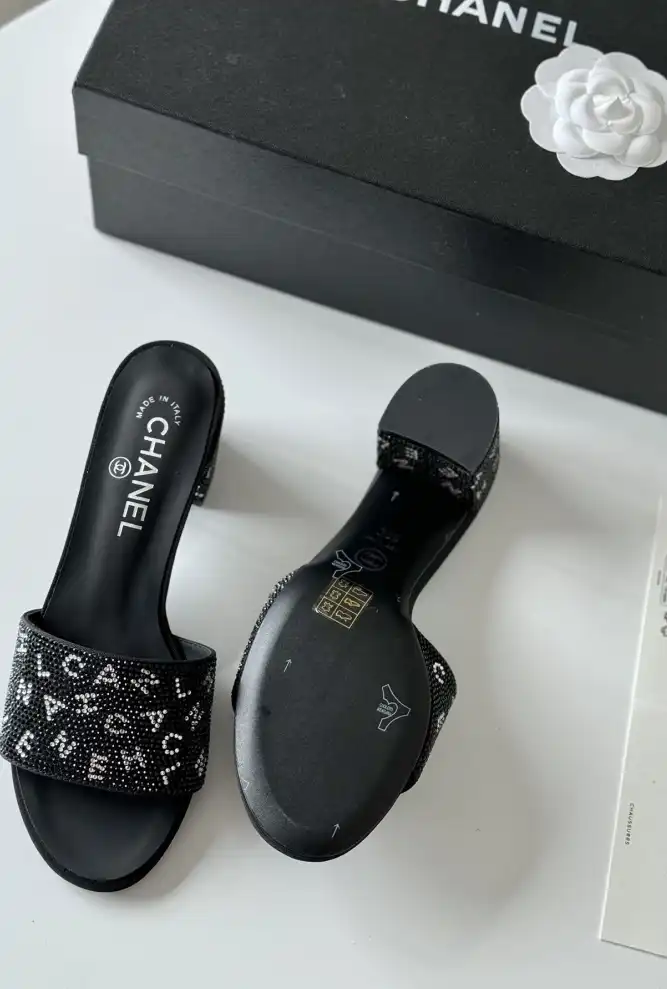 hype Chanel High Heels