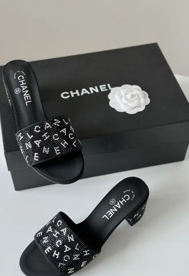 hype Chanel High Heels