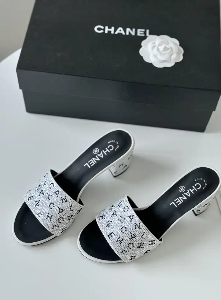 hype Chanel High Heels