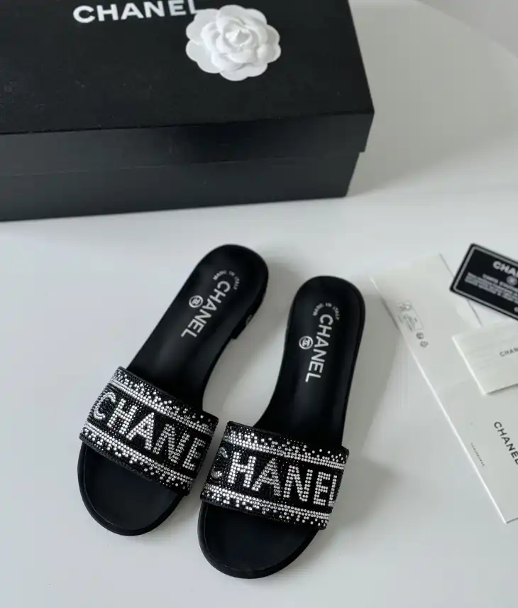 hype Chanel High Heels