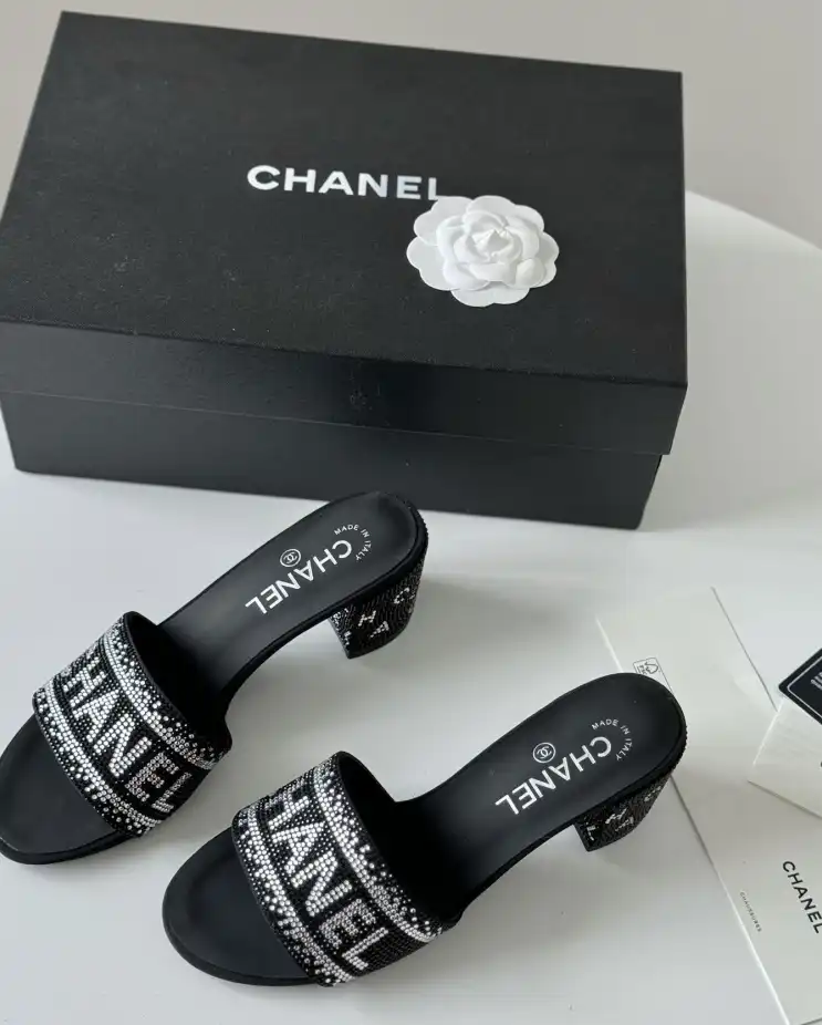 hype Chanel High Heels