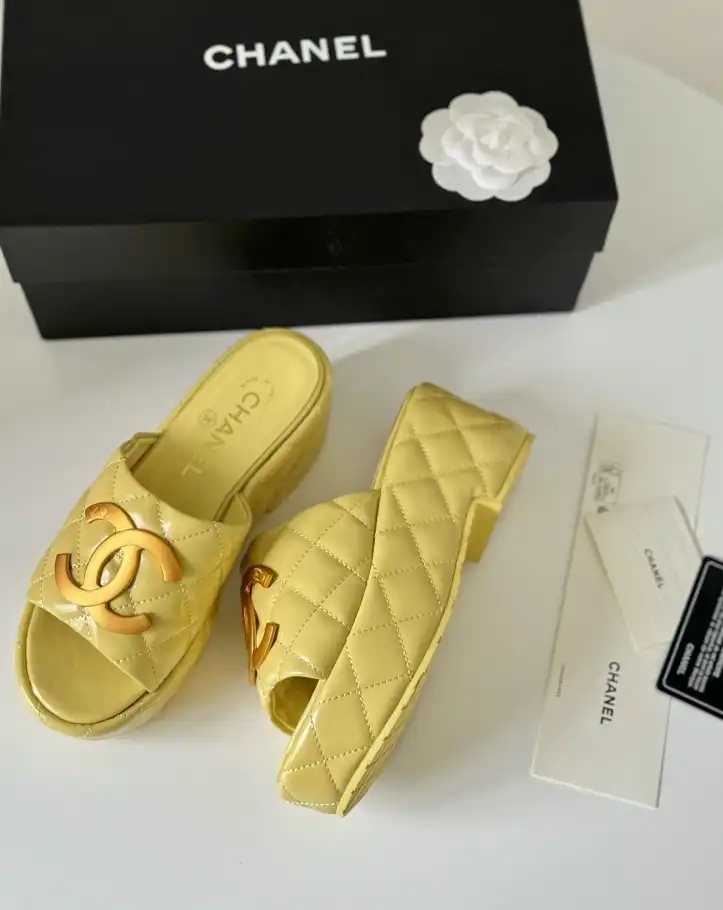 hype Chanel Slippers