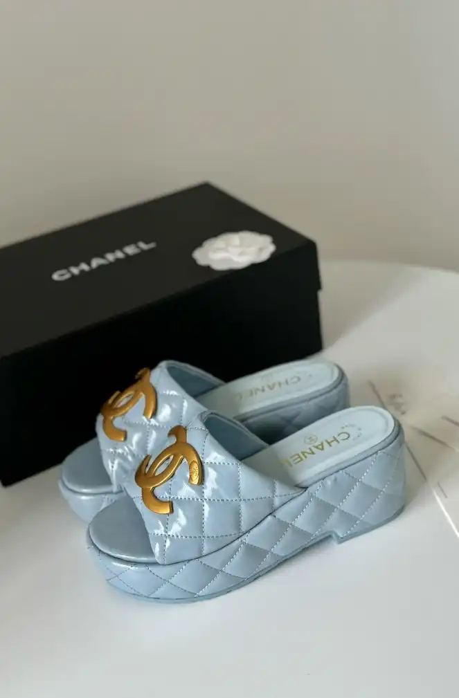 hype Chanel Slippers