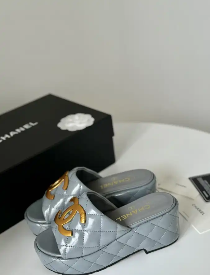 hype Chanel Slippers