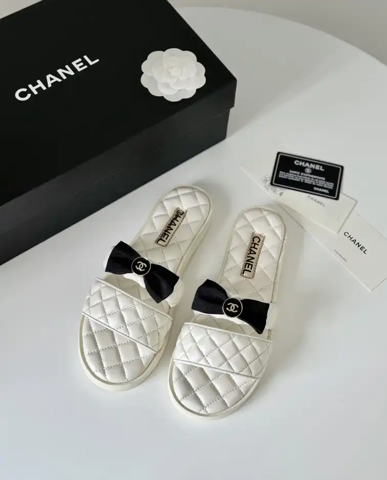 hype Chanel Slippers