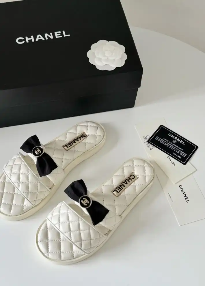 hype Chanel Slippers