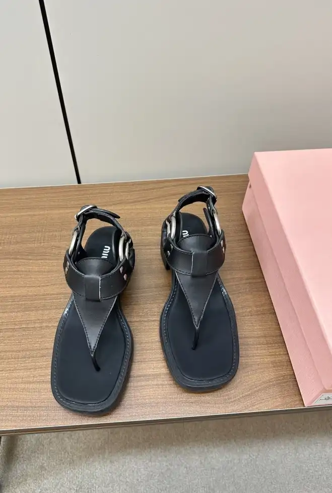 hype Miu Miu Sandals