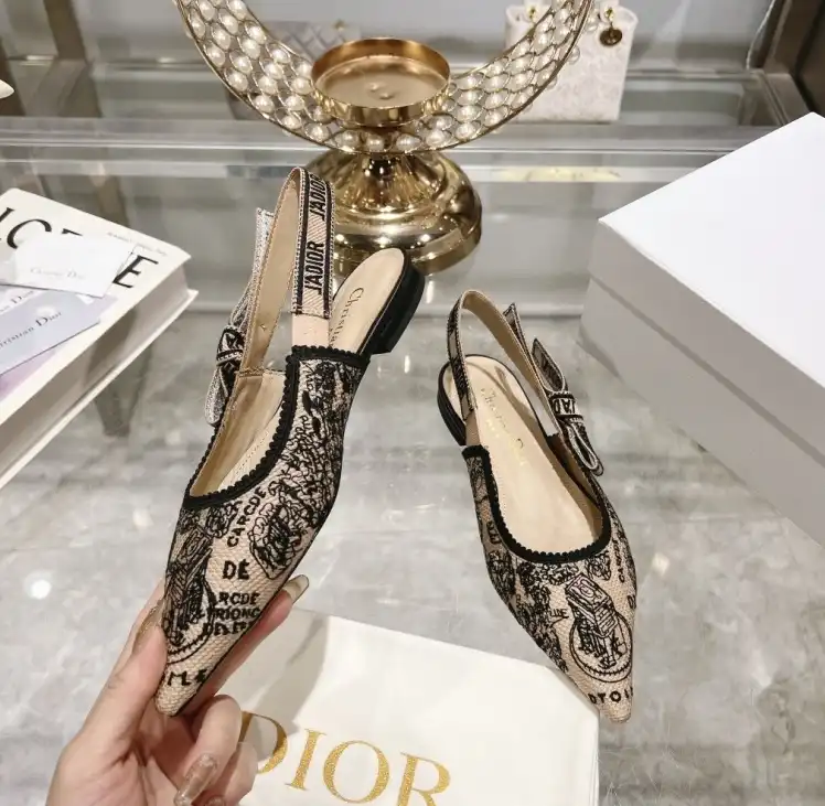 hype Christian Dior Sandals