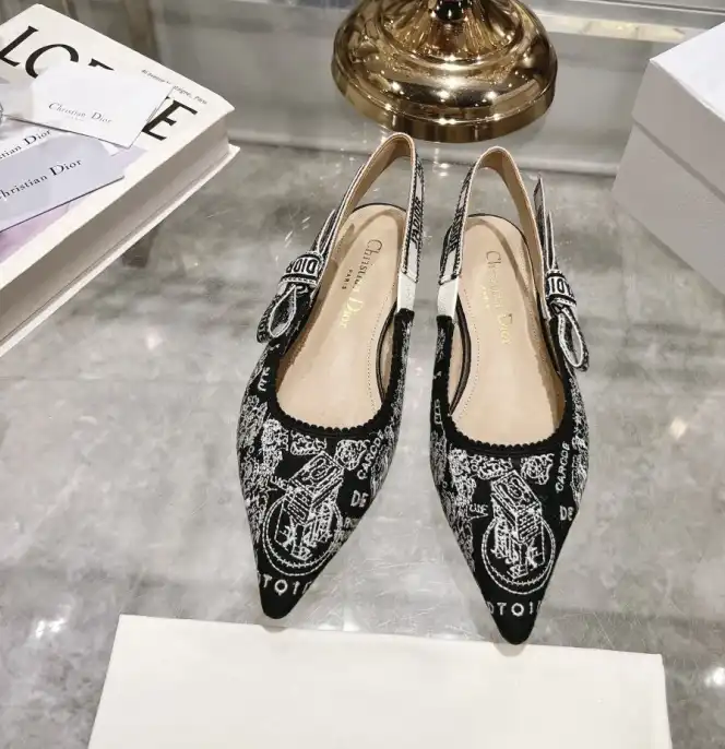 hype Christian Dior Sandals