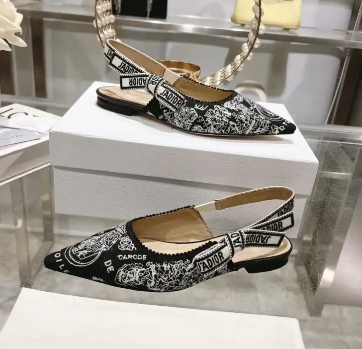 hype Christian Dior Sandals