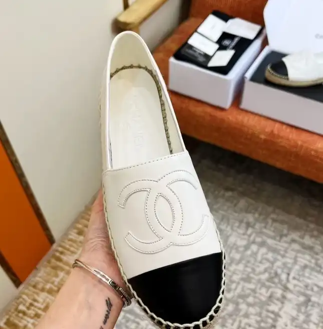 hype Chanel Flat Shoes