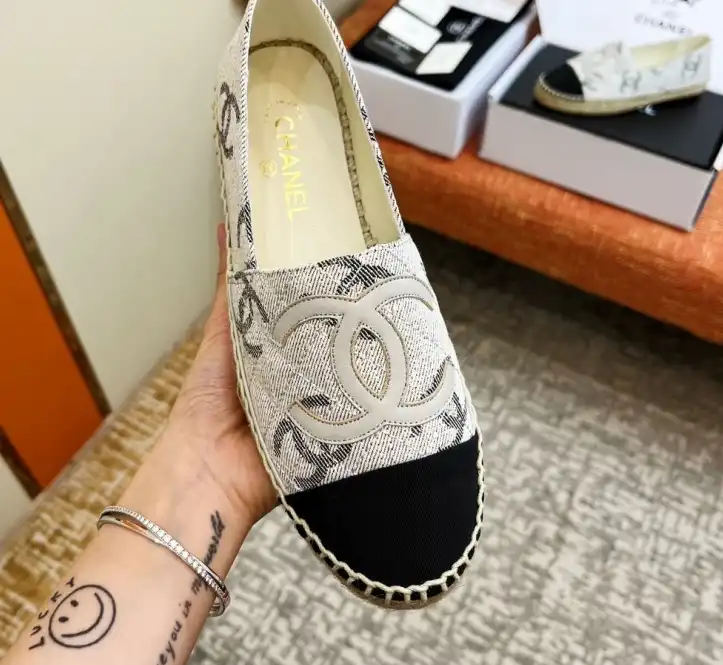 hype Chanel Flat Shoes