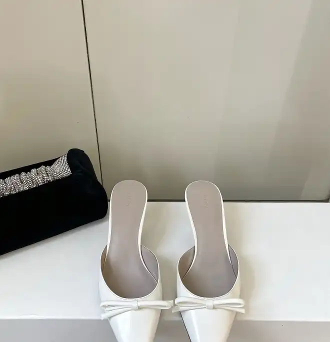 hype Other Slippers