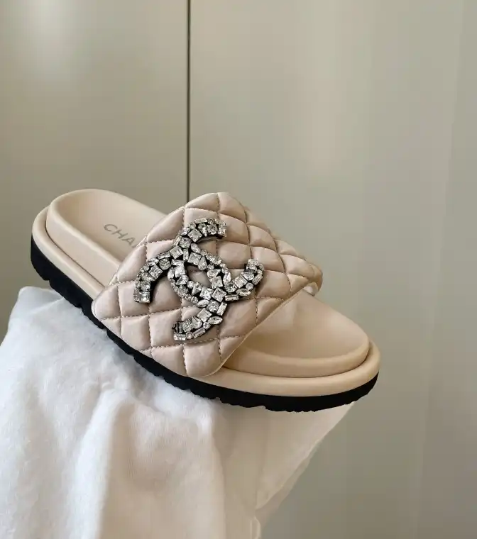 hype Chanel Slippers