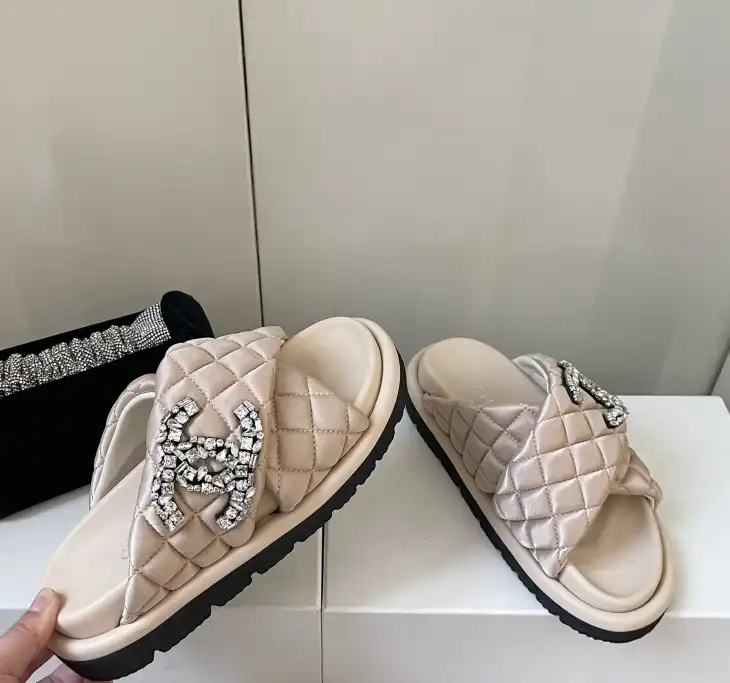 hype Chanel Slippers