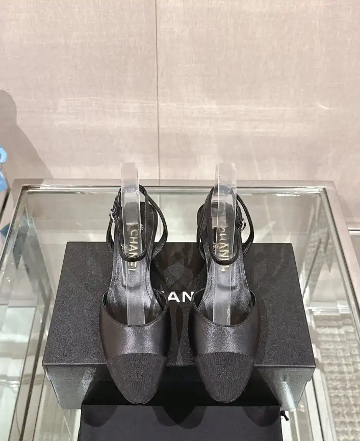 hype Chanel High Heels