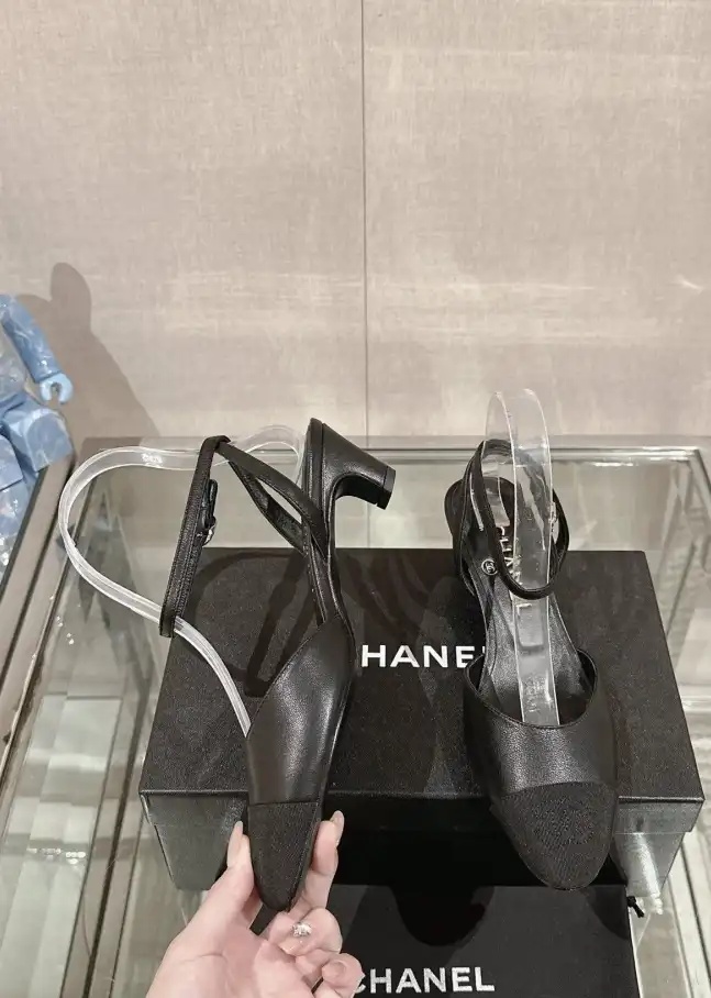 hype Chanel High Heels