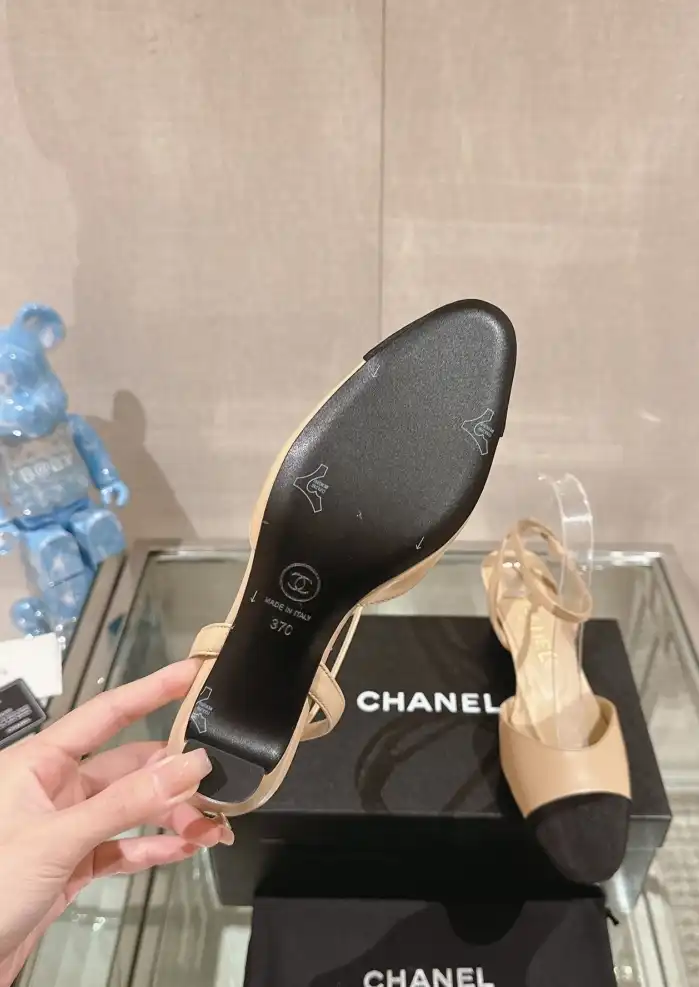 hype Chanel High Heels