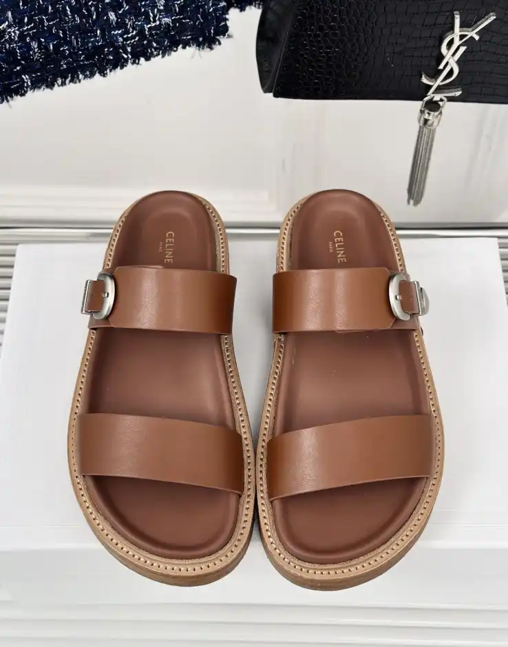 hype Celine Slippers