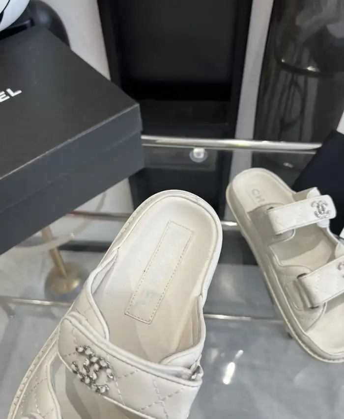 hype Chanel Slippers